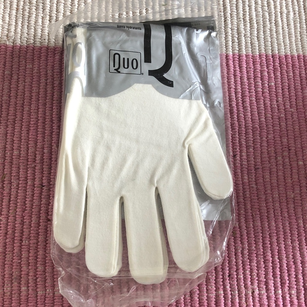 Quo Cream Protective moisturizing Gloves